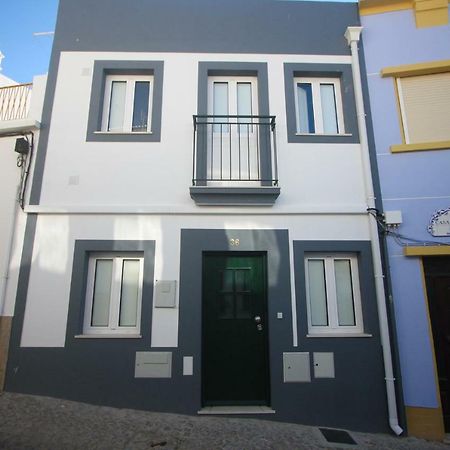 Green Door Лагос Екстериор снимка